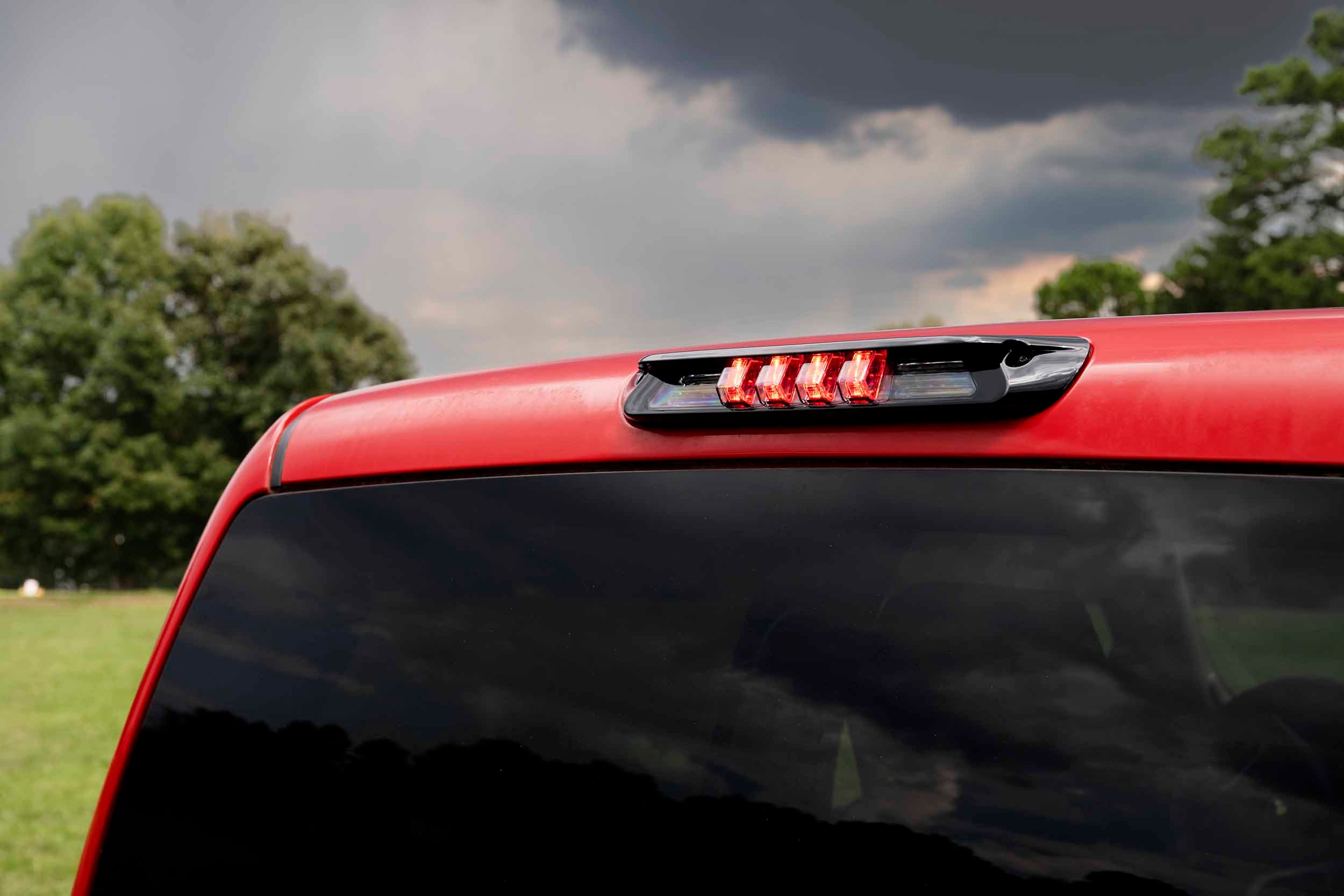 Morimoto 2007-2013 Chevrolet Silverado 1500 GMC Sierra 1500 HD 2007-2014 Chevrolet Silverado GMC Sierra 2500 3500 HD 2009-2010 Hummer H3T X3B LED Third Brake Light X3B50