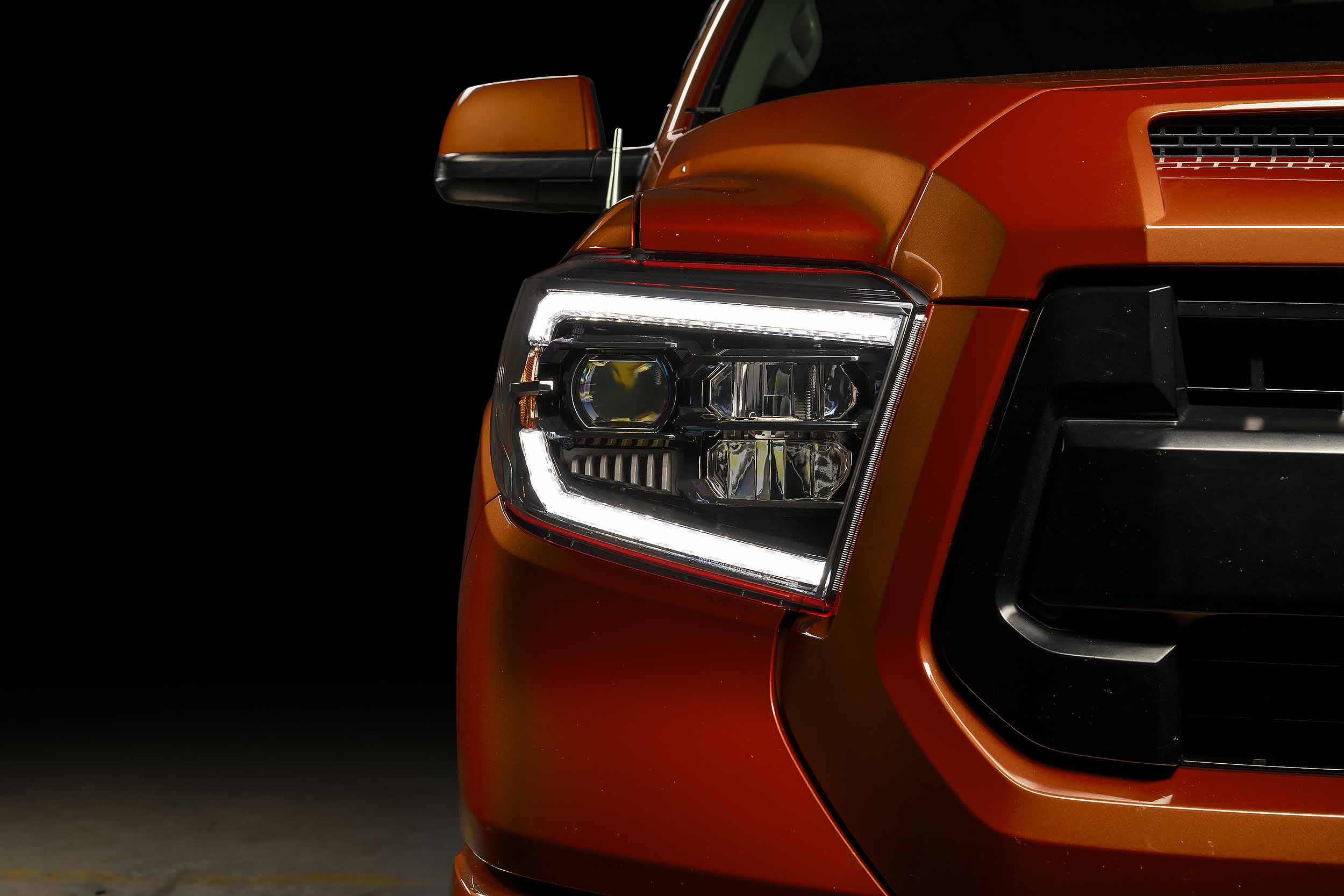 Morimoto 2014-2021 Toyota Tundra XB Evo Hybrid Headlights Set LF2-532Y