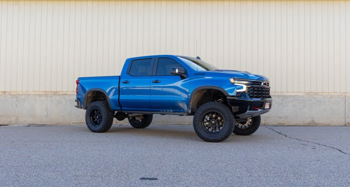 Readylift 2022-2024 Chevrolet Silverado 1500 ZR2 GMC Sierra 1500 AT4X 4WD 6" Big Lift Kit 44-32620