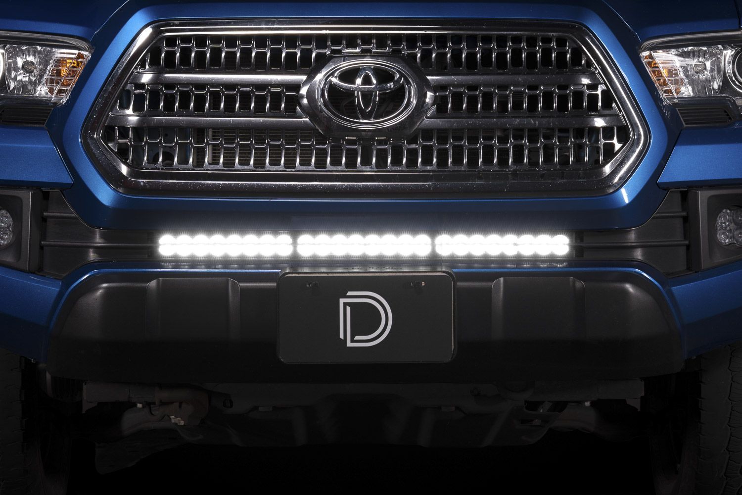 Diode Dynamics 2016-2023 Toyota Tacoma White SAE Driving Sport Stealth Lightbar Kit DD8705