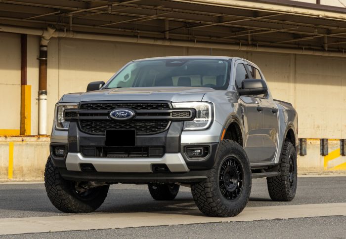 Readylift 2024-2025 Ford Ranger 4WD 1.5'' Leveling Kit 66-24200