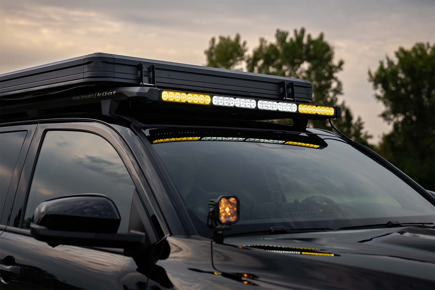 Diode Dynamics 2025-2026 Toyota 4Runner 7-Pod SS5 Sport White Driving Kuat DEK Roof Rack DD8998