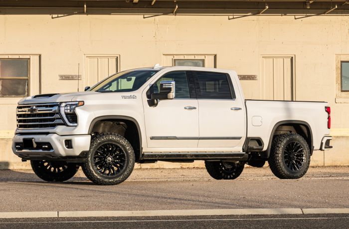 Readylift 2020-2024 Chevrolet Silverado GMC Sierra 2500HD 3500HD 3'' SST Lift Kit 69-30300