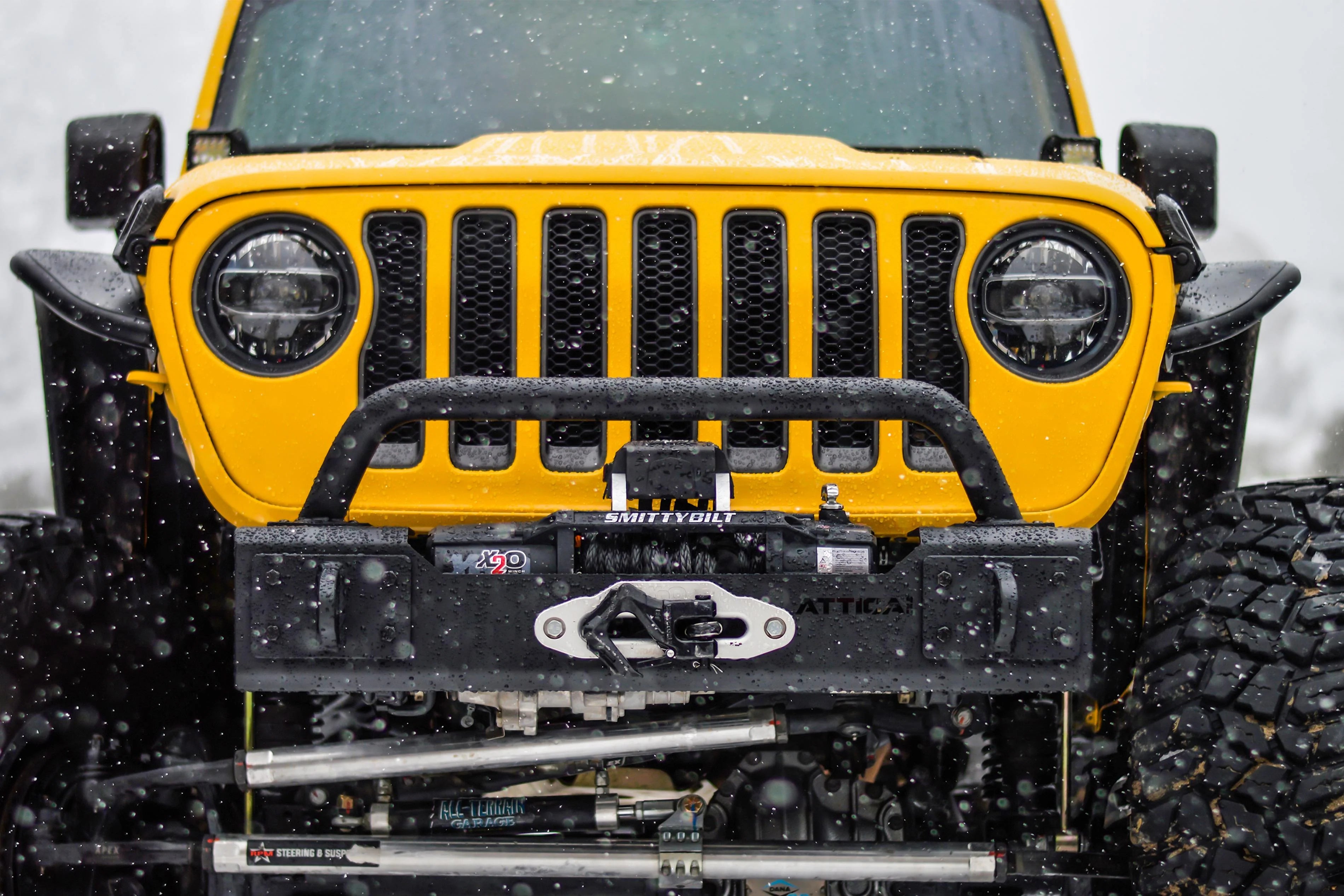 Attica 2018-2024 Jeep Wrangler JL 2019-2024 Gladiator Black Powder Coated Steel Stubby Front Bumper Bull Bar ATTJL01A108-BX