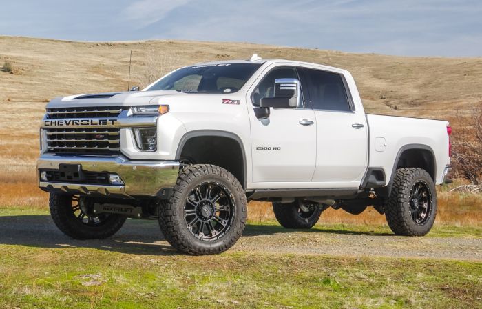 Readylift 2020-2024 Chevrolet Silverado GMC Sierra 2500HD 3500HD 6'' MAX2.1 Suspension System With Falcon 2.1 Shocks 42-30640