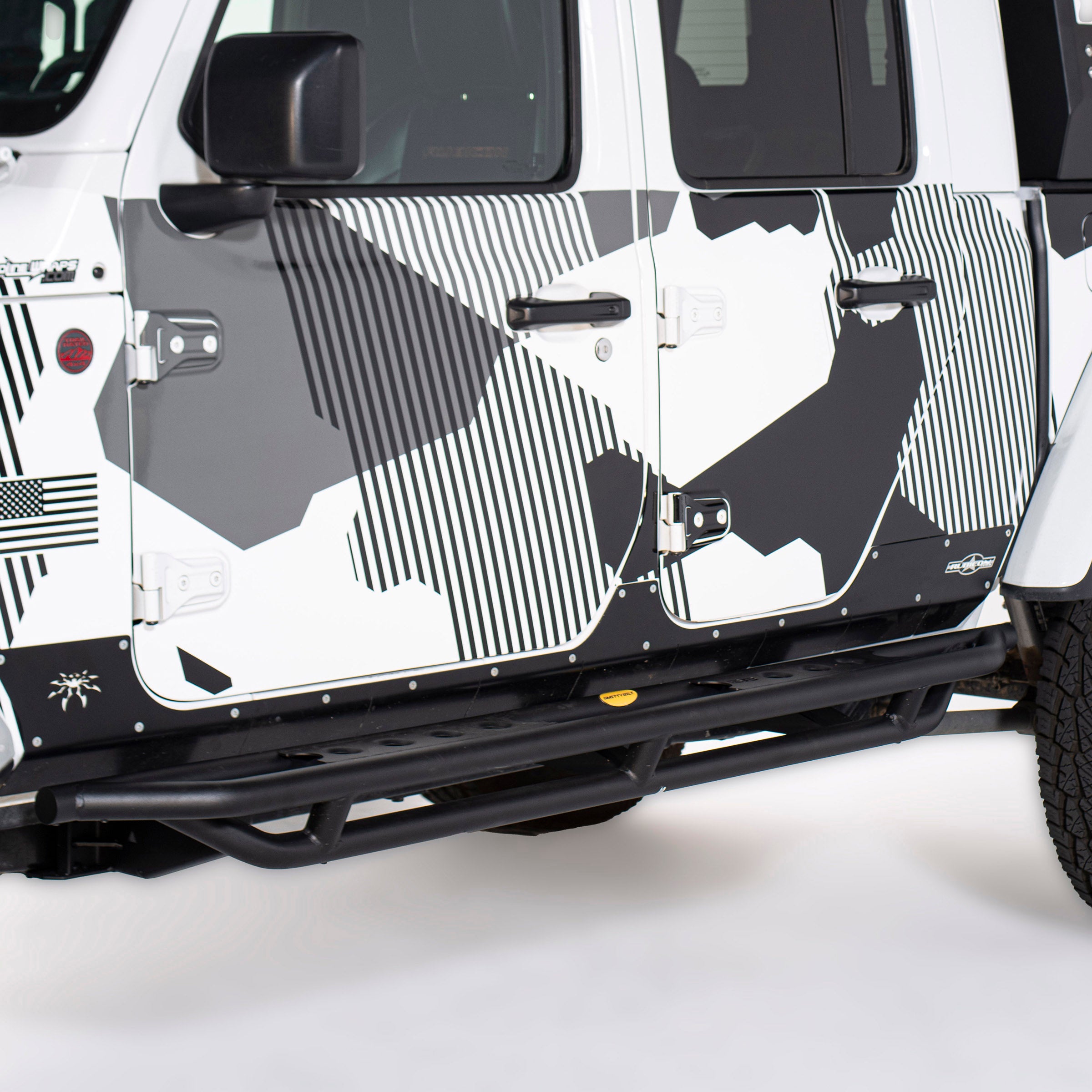 Smittybilt 2020-2025 Jeep Gladiator SRC Side Armor with Steps 79634