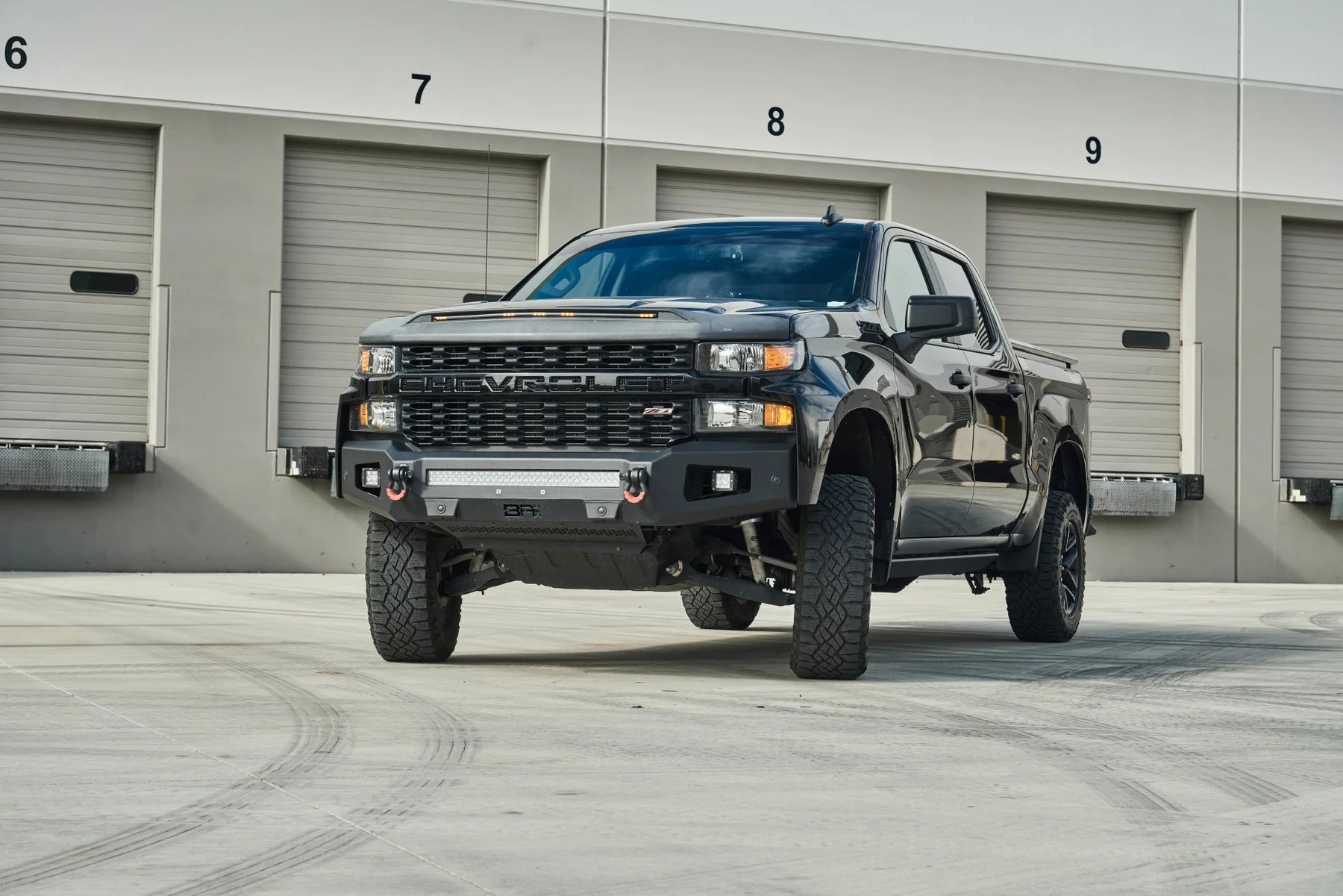 Body Armor 2019-2024 Chevrolet Silverado GMC Sierra 1500 2500 3500 Crew Cab E-power Board Steps GM-4501