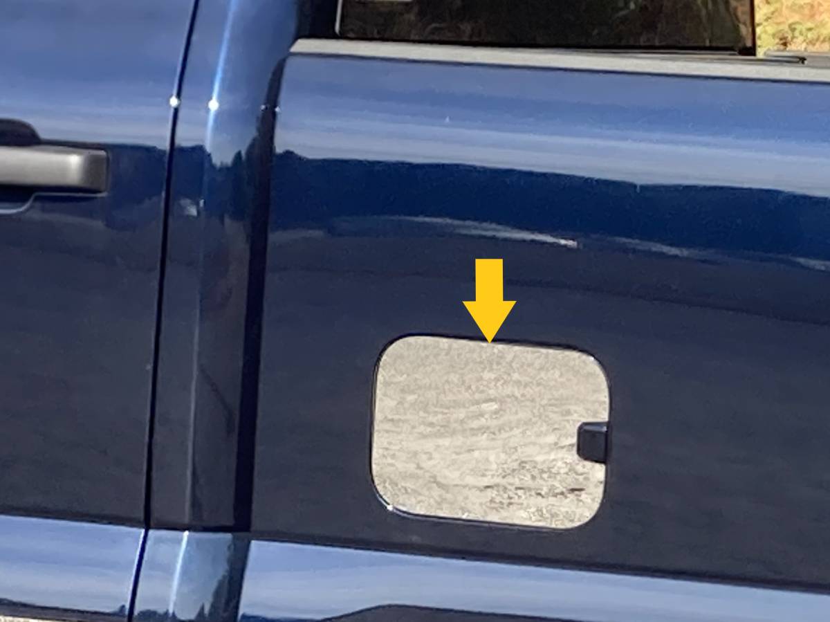 QAA 2023-2024 Ford F-250 F-350 Super Duty 2 & 4 Door Regular Cab Crew Cab Super Cab Pickup Truck 1PC Stainless Steel Gas Cap Door Trim GC63320