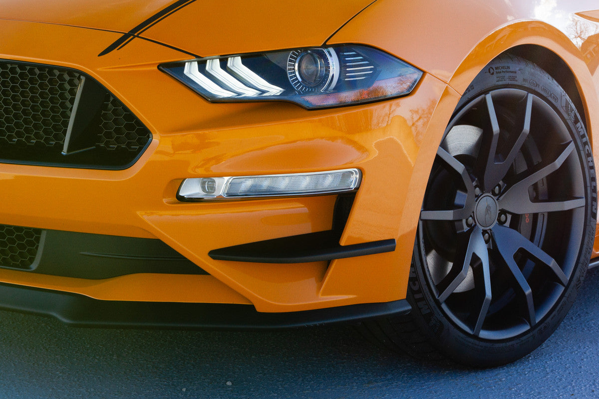CDC 2018-2025 Ford Mustang Outlaw Front Bumper Winglets 1811-7000-01
