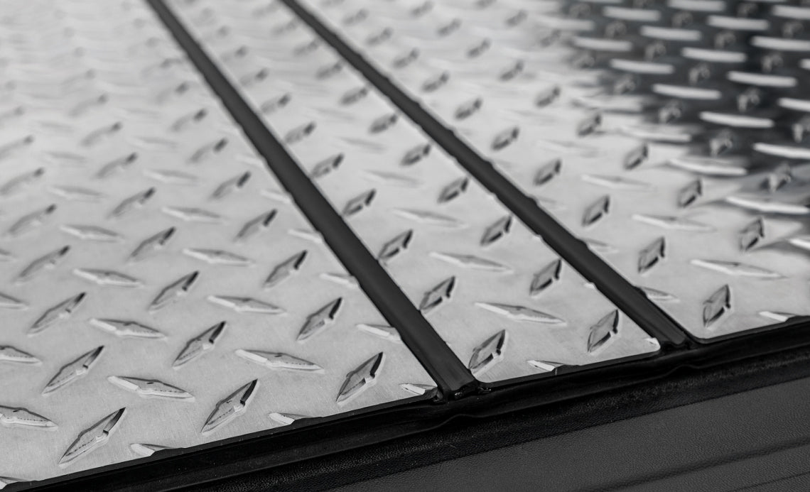 LOMAX 2024 Ford Ranger 5' Box Bed Folding Hard Diamond Plate Tonneau Cover B2010089