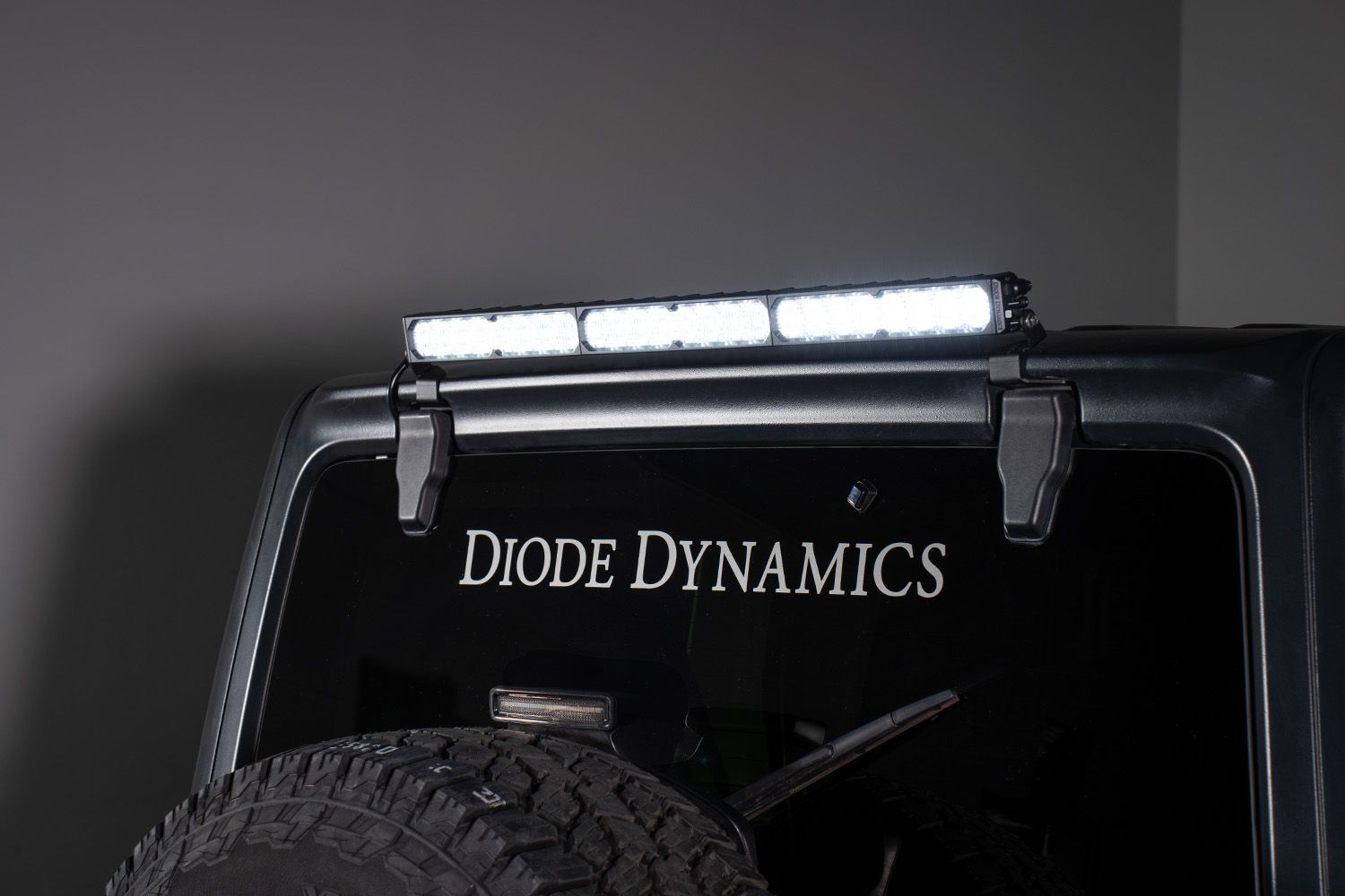 Diode Dynamics 2018-2026 Jeep Wrangler JL Rear Hardtop SS30 White Flood Pro LED Light Bar Bracket Kit DD8992