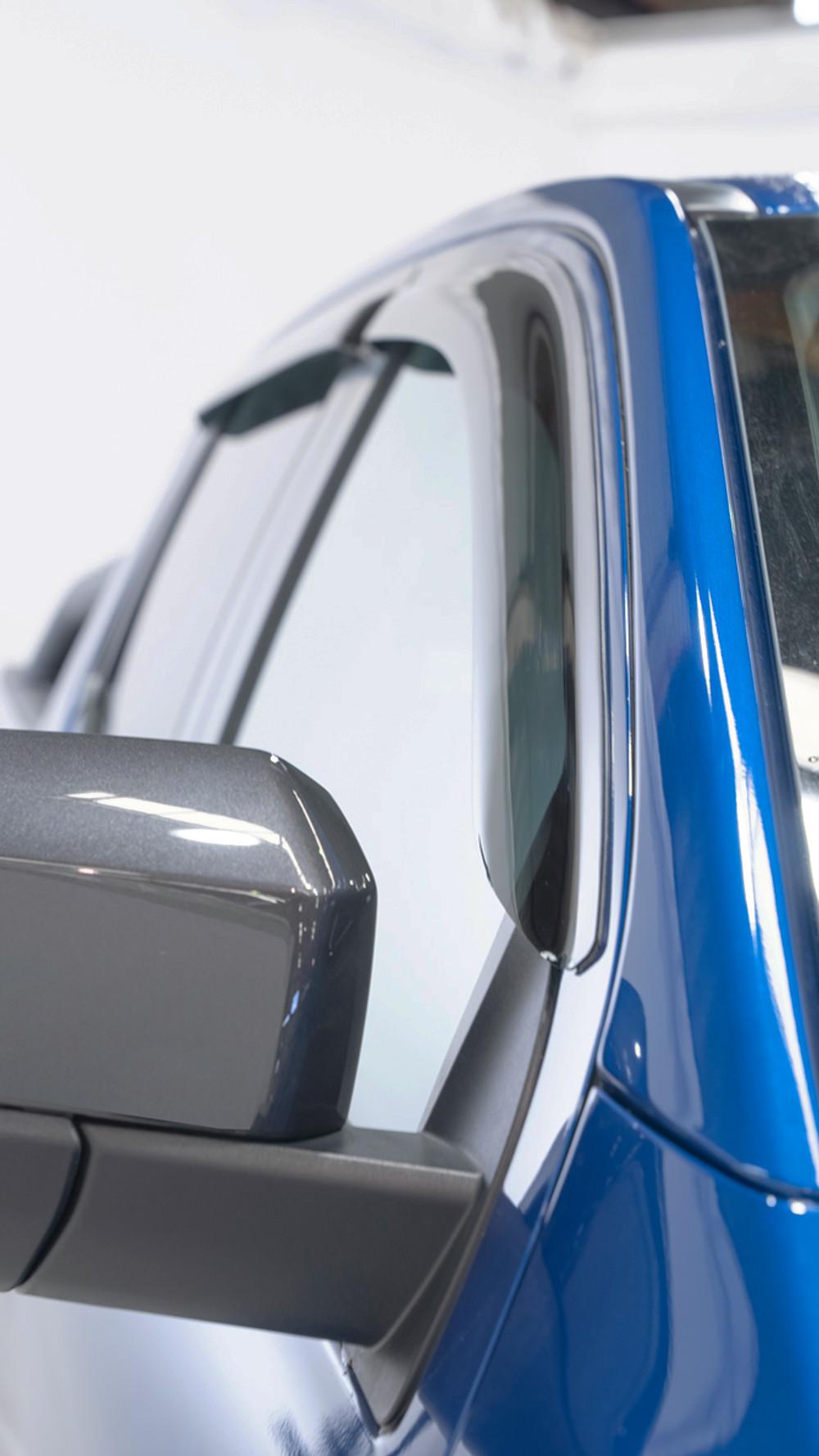 EGR 2024-2026 Ford Ranger Tape-On Smoke Finish Window Visors 643601