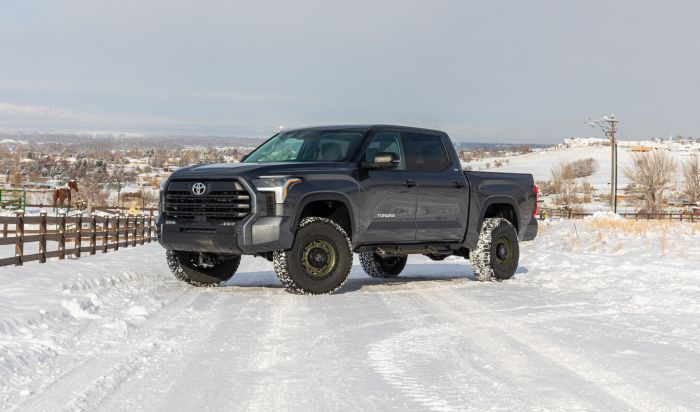 Readylift 2022-2025 Toyota Tundra 3" SST2.1 Suspension System With Falcon 2.1 Struts Shocks 62-52420