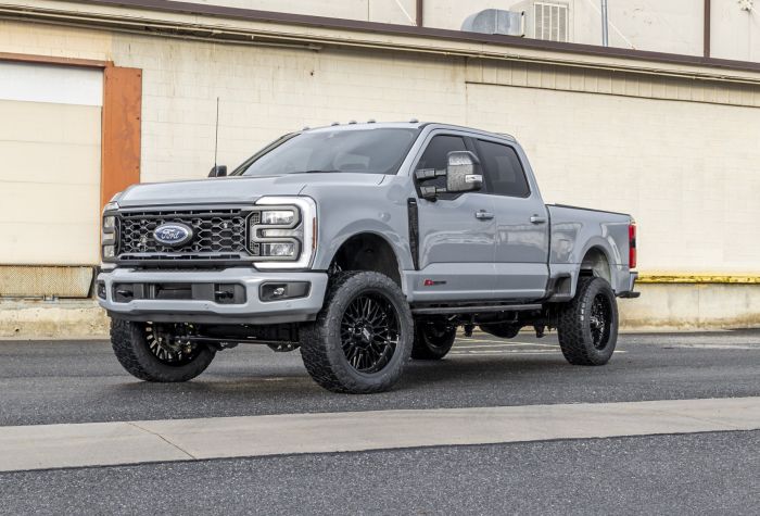 Readylift 2020-2026 Ford F250 F350 F450 F550 Super Duty Diesel 4WD 2.5" Coil Spring Front Lift Kit With Falcon 2.1 Monotube Fronts And Tow Haul Rear Shocks 46-20254