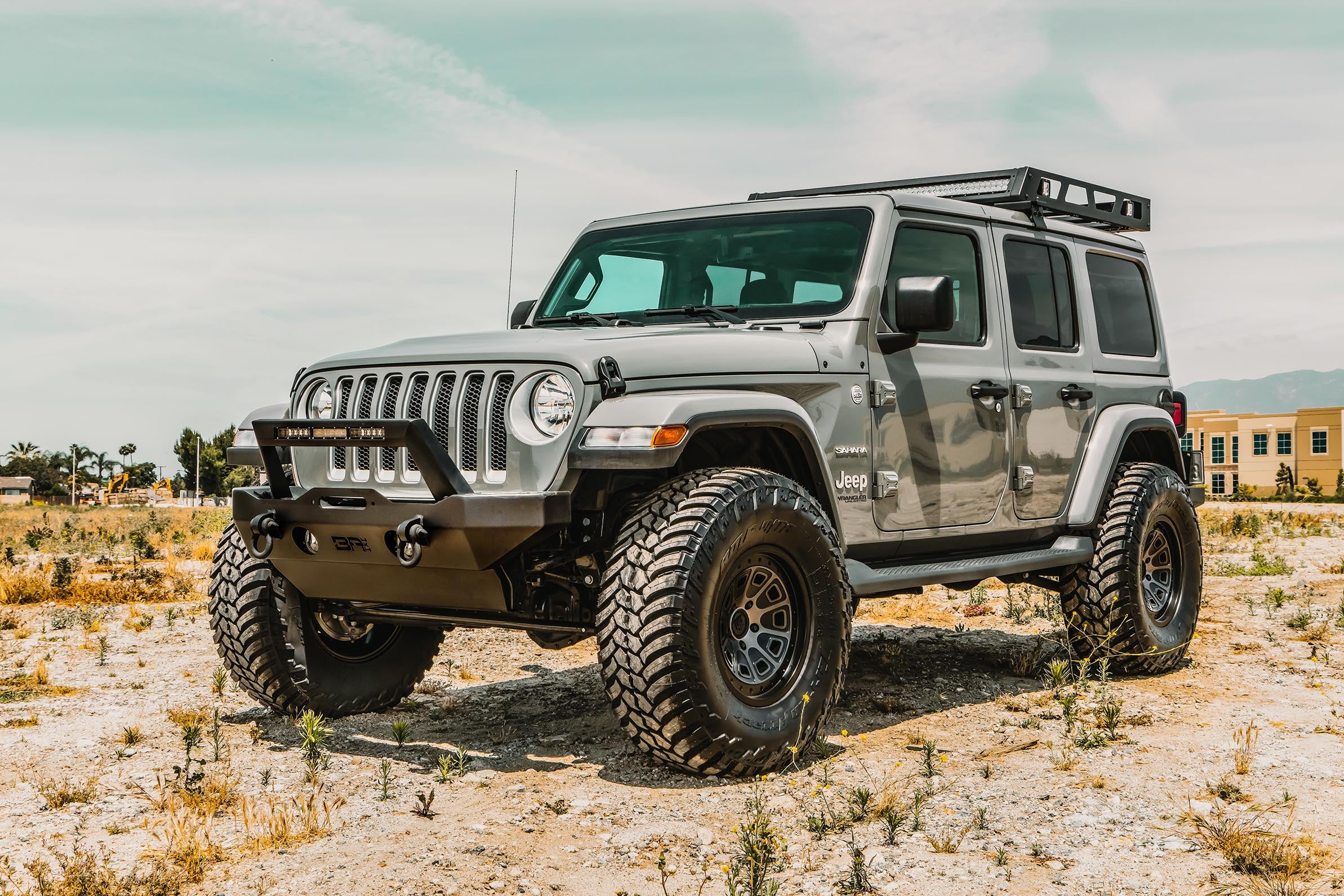 Body Armor 2018-2023 Jeep Wrangler JL Gladiator JT Front Bumper Skid Plate Adjustable Light Mount JL-5123