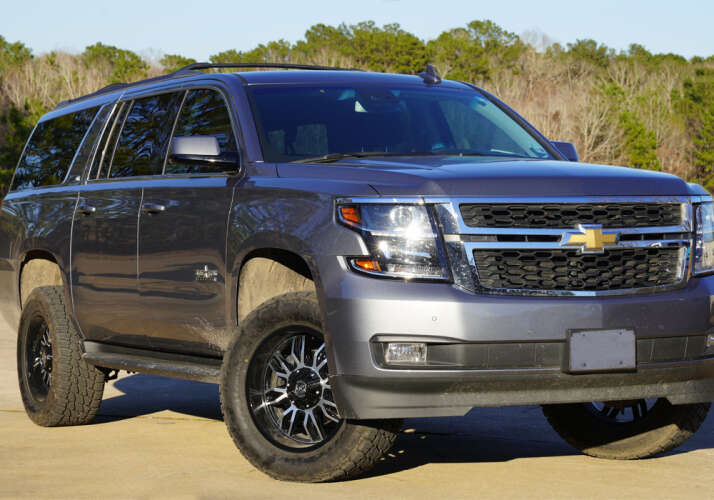 Superlift 2015-2020 Chevrolet Tahoe GMC Yukon 4WD 3.5" Suspension Lift Kit with OE Al or Stamped Steel Control Arms 3610