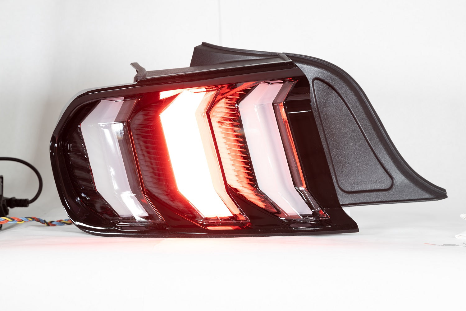 Renegade 2018-2021 Ford Mustang Sequentail LED Tail Light Glossey Black Clear CTRNG0680-GBC