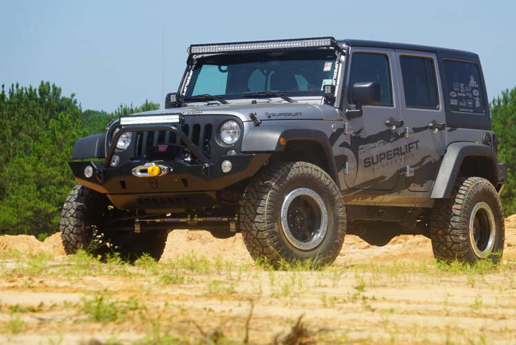 Superlift 2007-2017 Jeep Wrangler 2018 Wrangler JK 4dr Lift Kit With Reflex Ctrl Arms With Fox 2.0 Reservoir Shocks K997FX