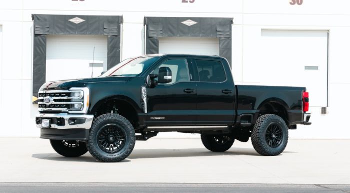 Readylift 2023-2024 Ford F250 F350 Super Duty 4WD 4" Coil Spring Lift Kit With Falcon Shocks 49-23420