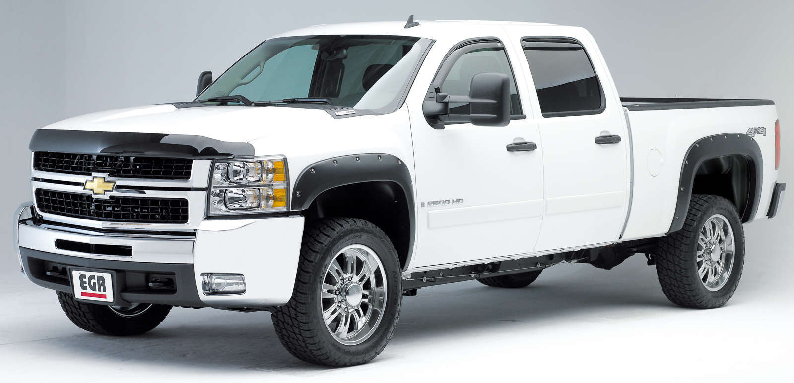 EGR 2007-2013 Chevrolet Silverado 1500 Crew Cab Extended Cab Standard Cab Pickup 2 4 Door Short Box Only Set Of 4 Traditional Bolt-On Look Fender Flares 791404