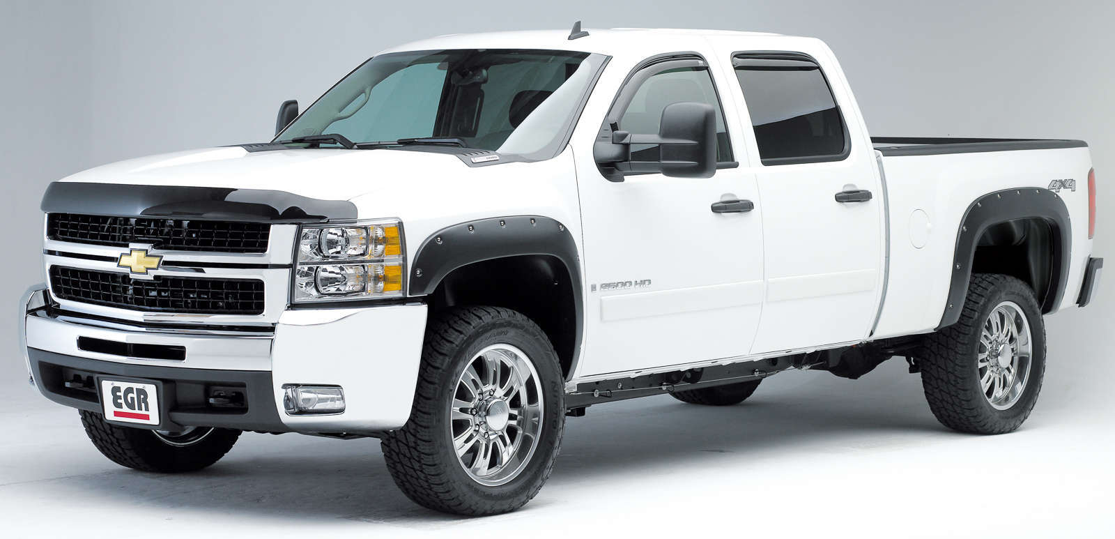 EGR 2007-2014 Chevrolet Silverado 1500 Silverado 2500HD 3500HD Crew Cab Extended Cab Pickup 4 Door Set Of 4 Traditional Bolt-On Look Fender Flares 791504