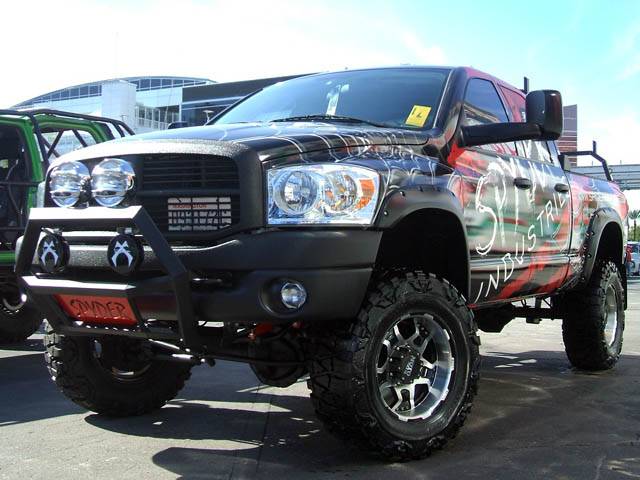 Spyder Industries 2008-2014 Nissan Titan Black Venom Bull Bars 808136
