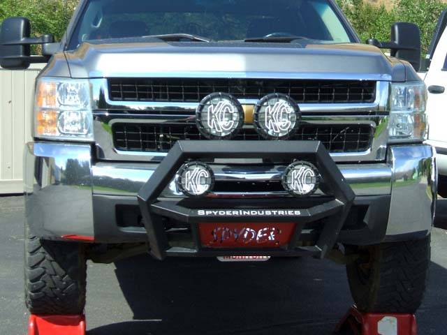 Spyder Industries 2011-2014 Chevrolet Silverado 2500 HD Black Venom Bull Bars 811127
