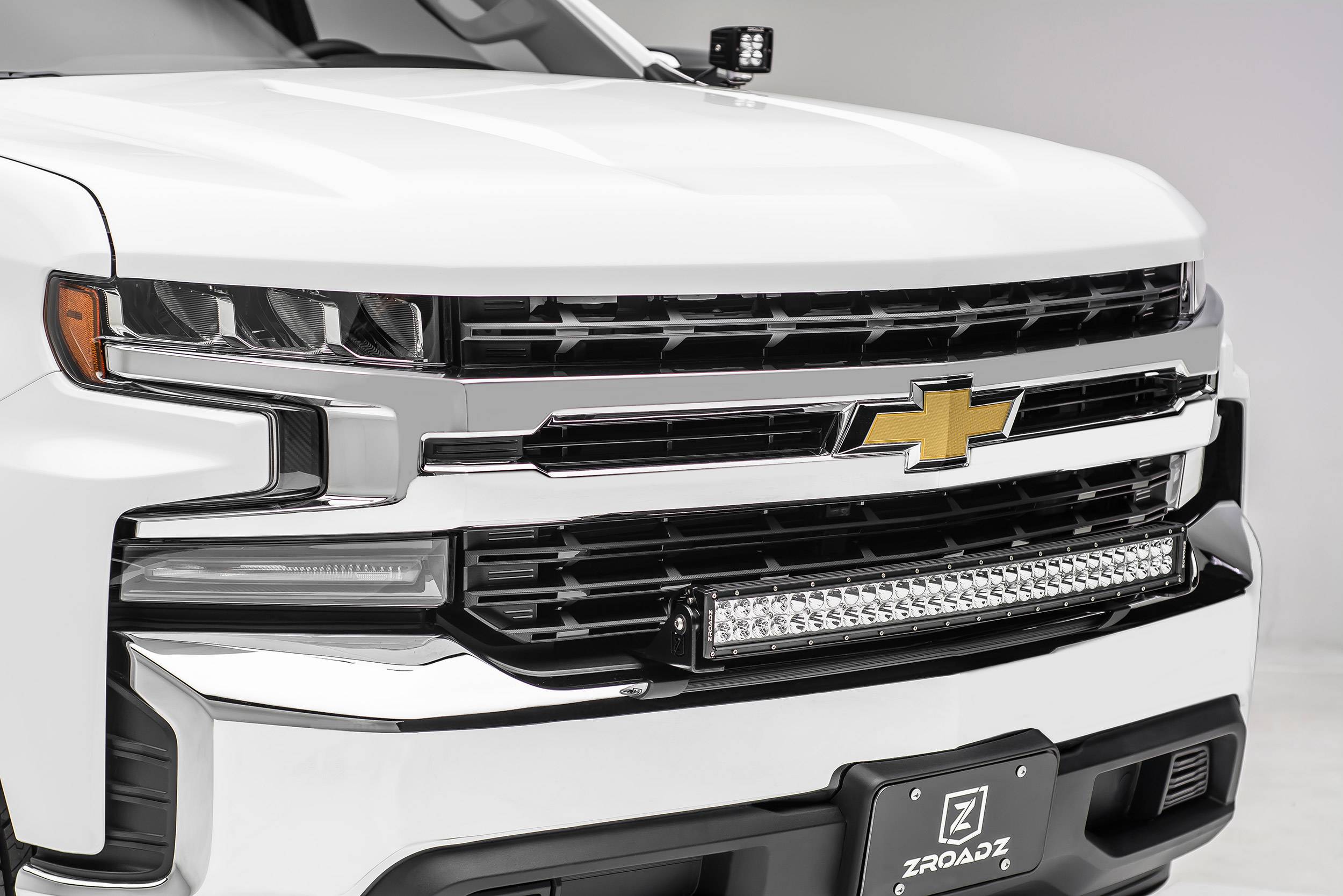 ZROADZ 2019 -2022 Chevrolet Silverado 1500 30 Inch Curved Front Bumper Top LED Bracket Black LED Light Bar Z322282