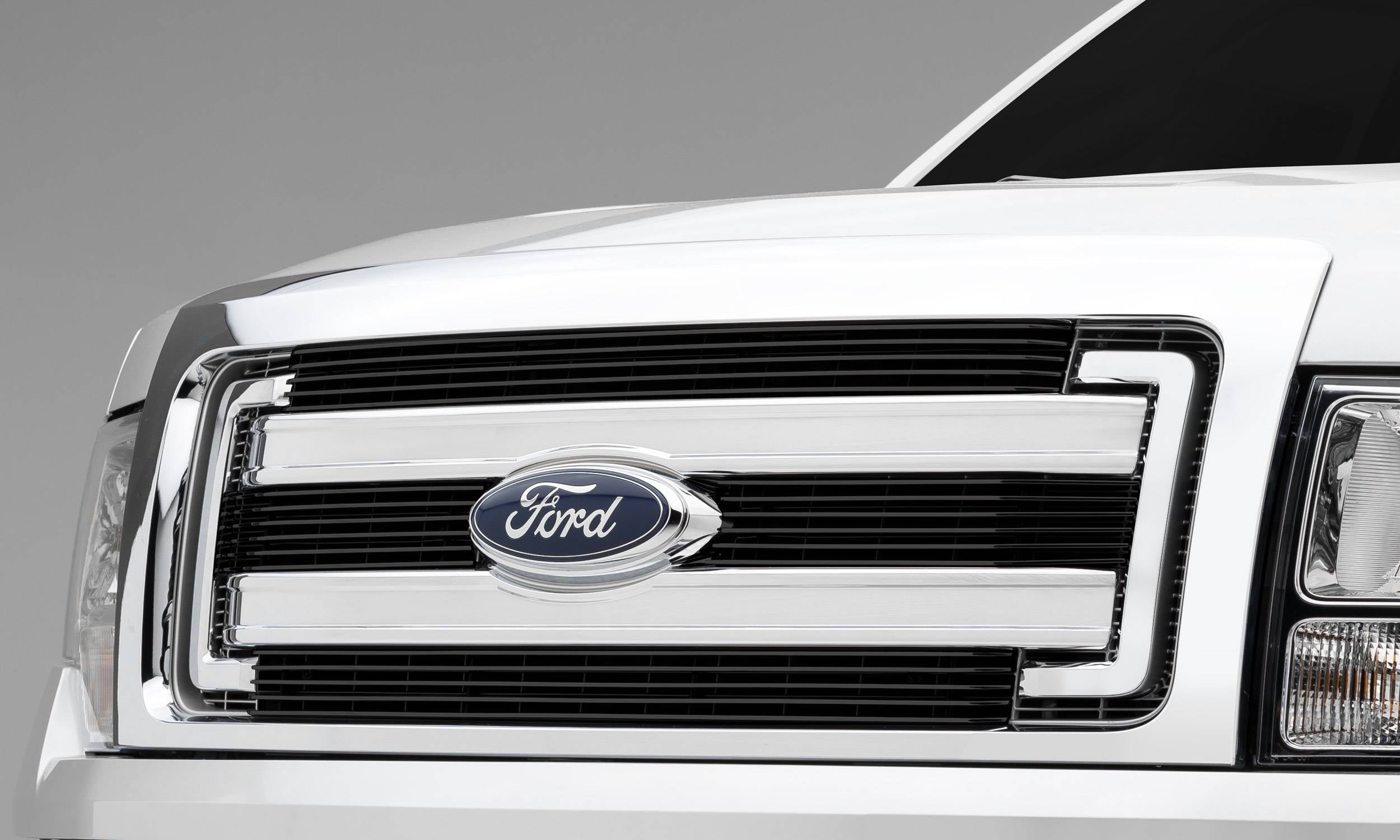 T-Rex 2013-2017 Ford F-150 Aluminum 4 Pc Overlay Horizontal Billet Grille Black No Studs 21573B