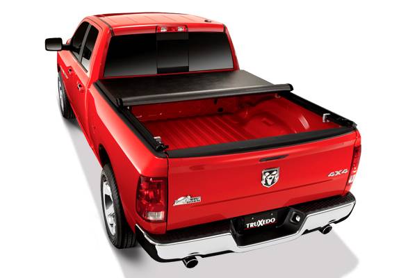 TruXedo 2016-2022 Nissan Titan w/o Track System TruXport 8' Bed Size Tonneau Cover 209001