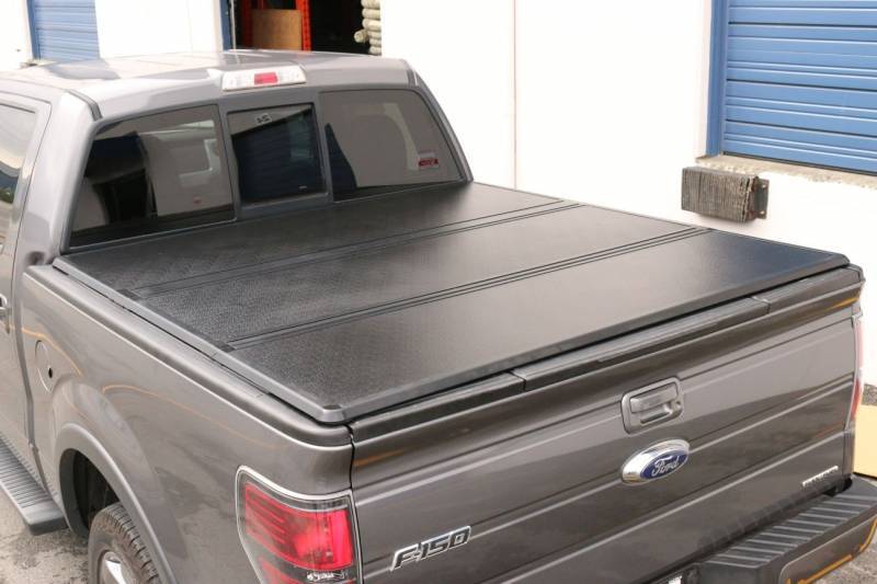 Tonnomax 2005-2015 Nissan Frontier Crew Cab 5' Short Bed Hard Trifold Tonneau Cover Carbon Fiber Clamp Lock Black TC13HSD050