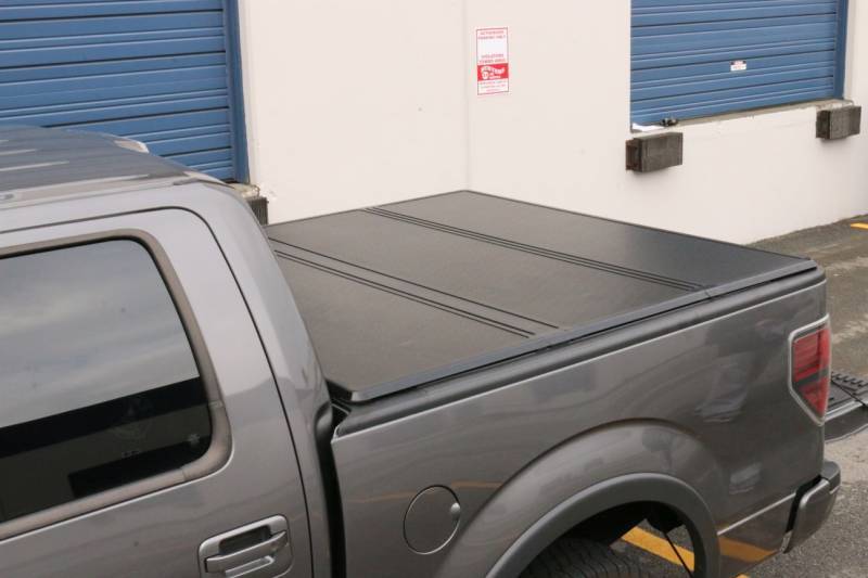 Tonnomax 2005-2015 Nissan Frontier Crew Cab 5' Short Bed Hard Trifold Tonneau Cover Carbon Fiber Clamp Lock Black TC13HSD050
