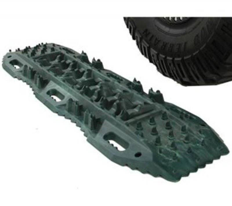 Smittybilt Universal A.E.R. All Element Ramps Mud Snow Sand Traction Aids Pair 2790