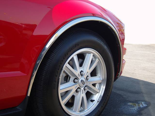 QAA 2005-2009 Ford Mustang 4 piece Molded Stainless Steel Wheel Well Fender Trim Molding WZ45351
