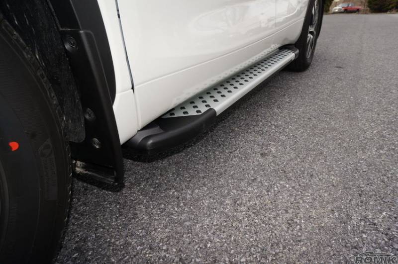 ROMIK 2020 Toyota Highlander SUV Running Boards RAL-S Side Steps 61755418