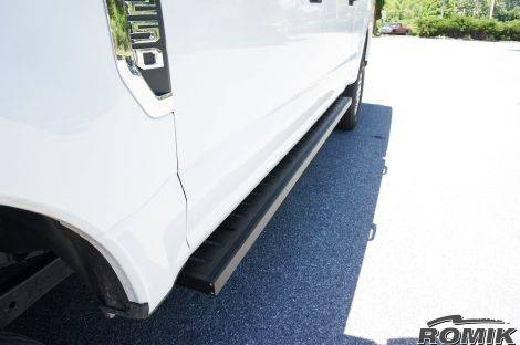 ROMIK 2017-2020 Ford Super Duty Super Crew Cab Running Boards ROF-T Side Steps 82354419
