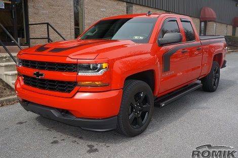 ROMIK 1999-2018 Chevrolet Silverado Crew Cab Running Boards ROF-T Side Steps 80041419