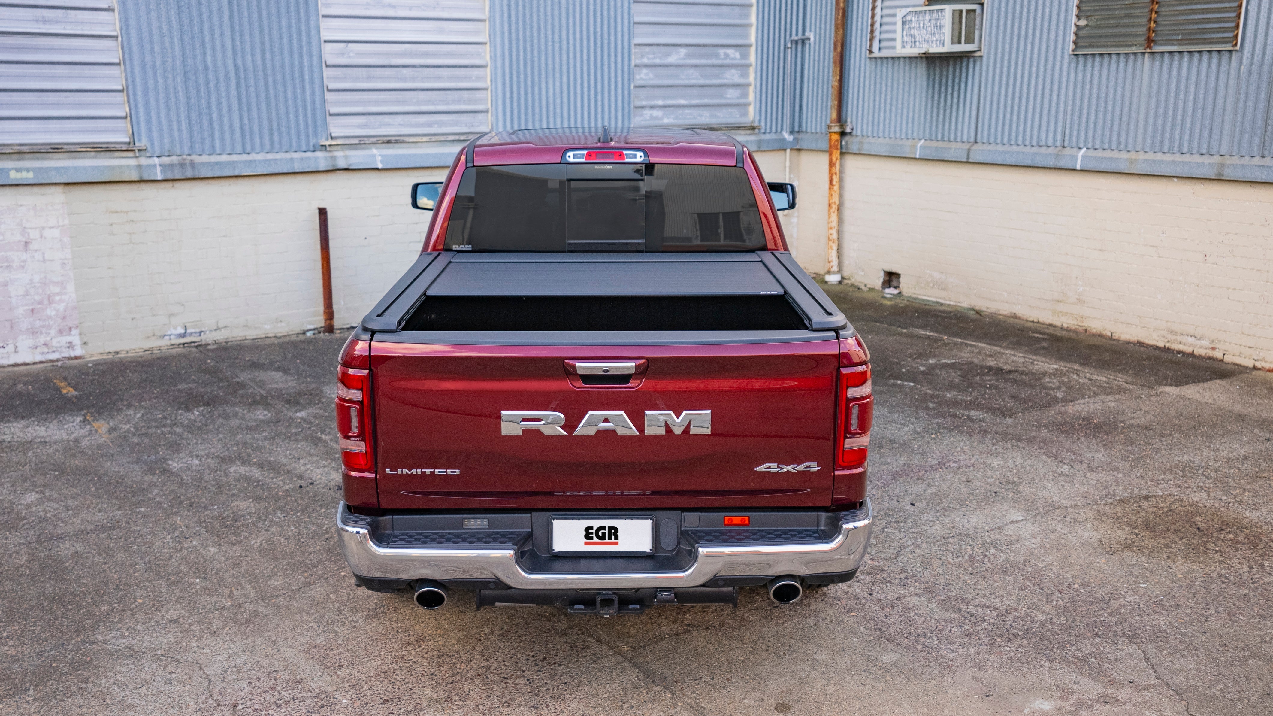 EGR 2019-2024 Dodge Ram 1500 Sport SLT SXT Crew Cab Pickup Short Box Non RamBox Rolltrac Electric Retractable Bed Cover RT038811E