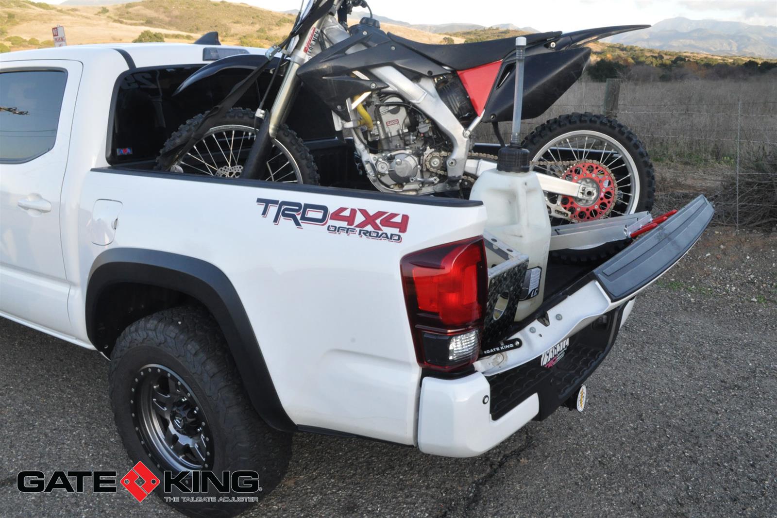 Gate King 2005-2023 Toyota Tacoma Tailgate Adjuster 370718